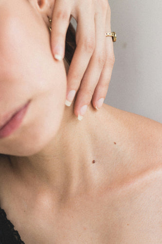 Epi Blading | Dermaplaning